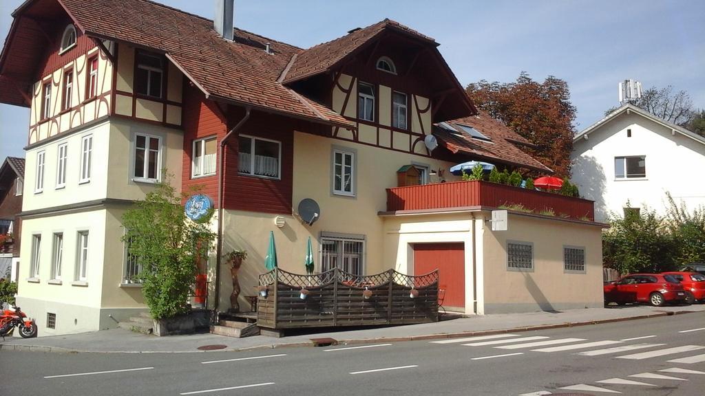 ドルンビルンPrivatzimmer Im Gasthaus Engelアパートメント エクステリア 写真